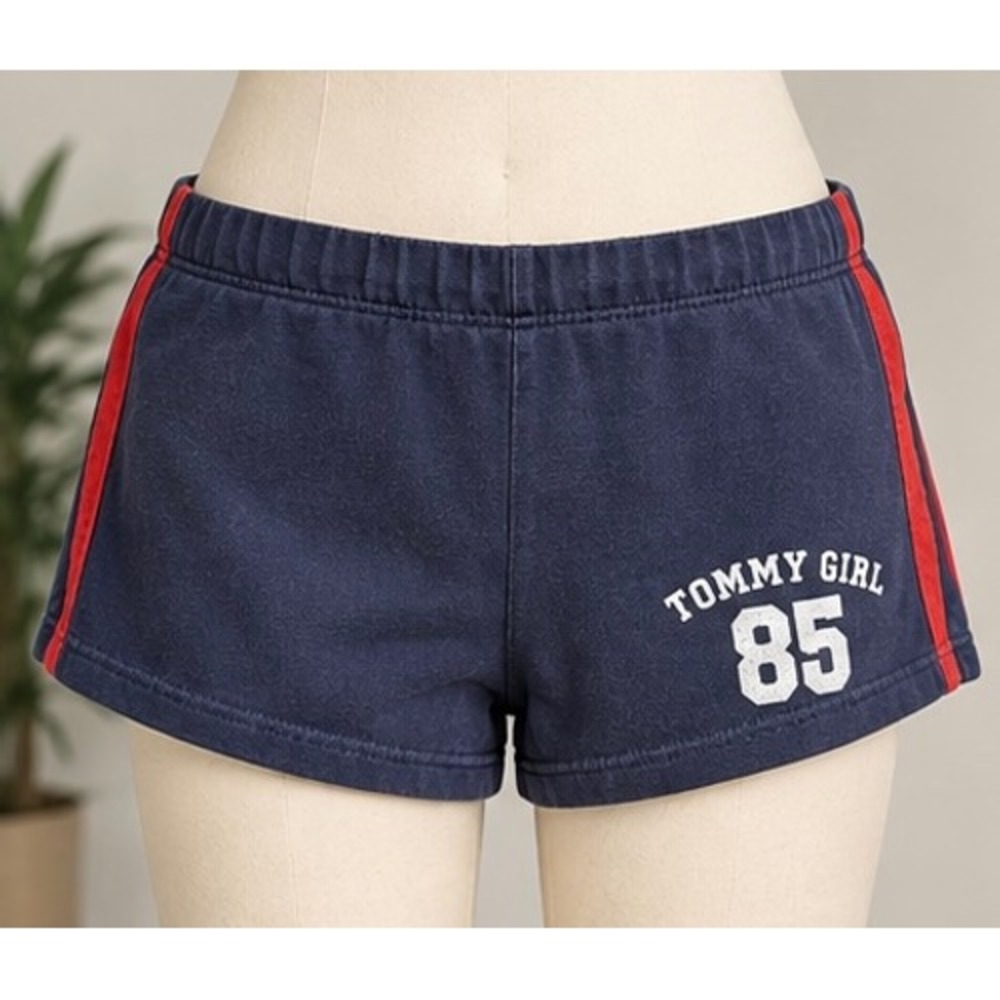 Y2K Tommy Hilfiger Tommy shorts